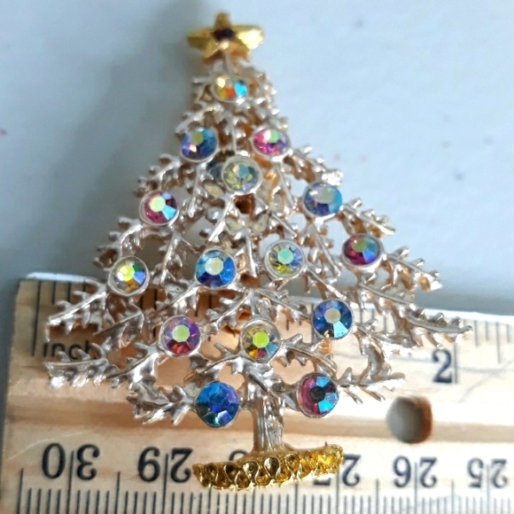 Vintage Christmas Tree Brooch - Picture 7 of 7